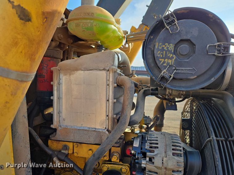 image for item ET5351 2008 John Deere 410J backhoe