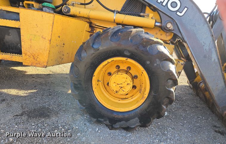 image for item ET5351 2008 John Deere 410J backhoe