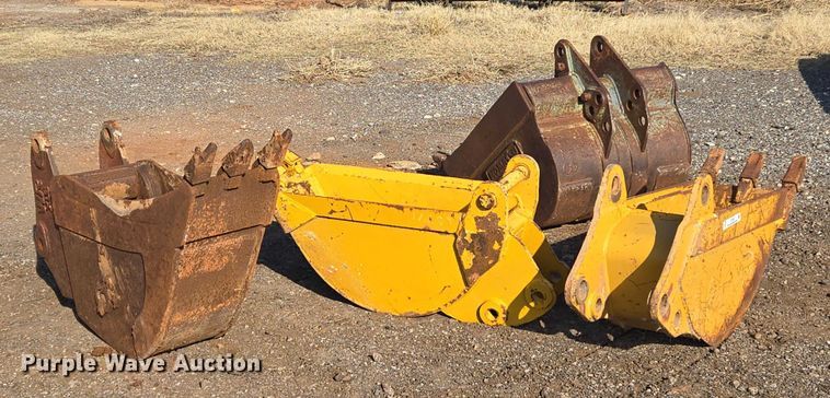 image for item ET5353 (4) backhoe buckets