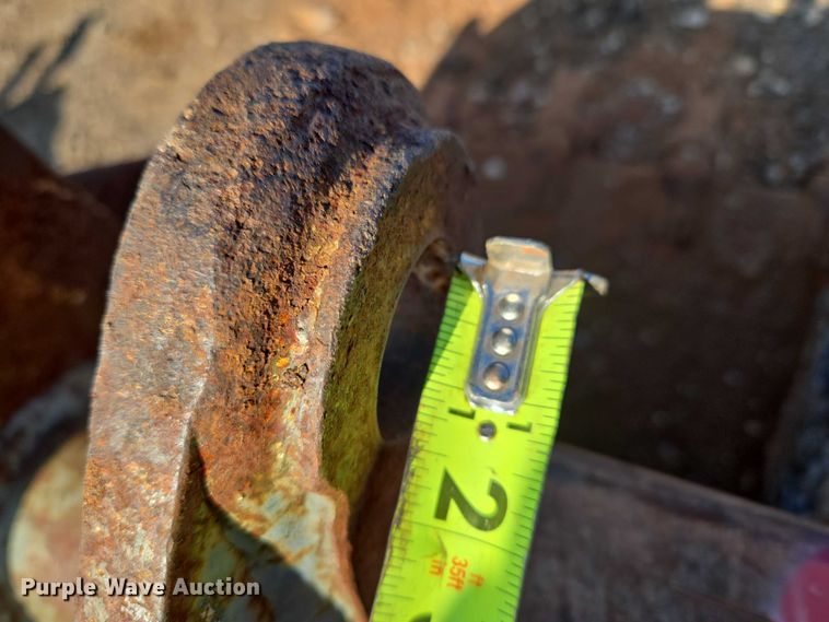 image for item ET5353 (4) backhoe buckets