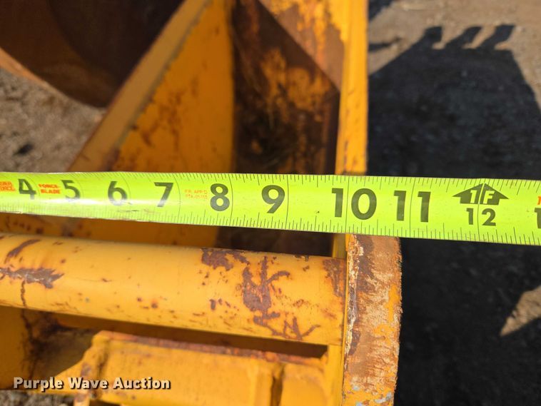 image for item ET5353 (4) backhoe buckets