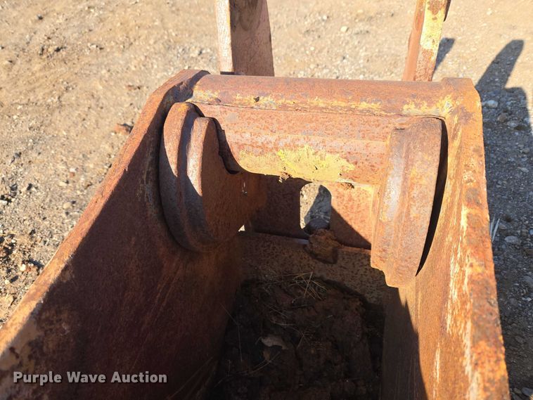 image for item ET5353 (4) backhoe buckets