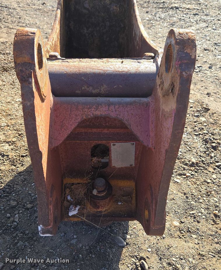 image for item ET5353 (4) backhoe buckets