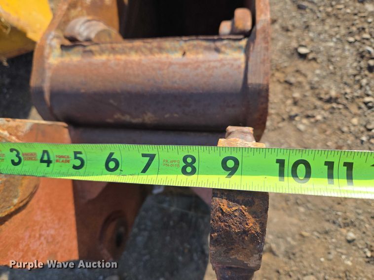 image for item ET5353 (4) backhoe buckets