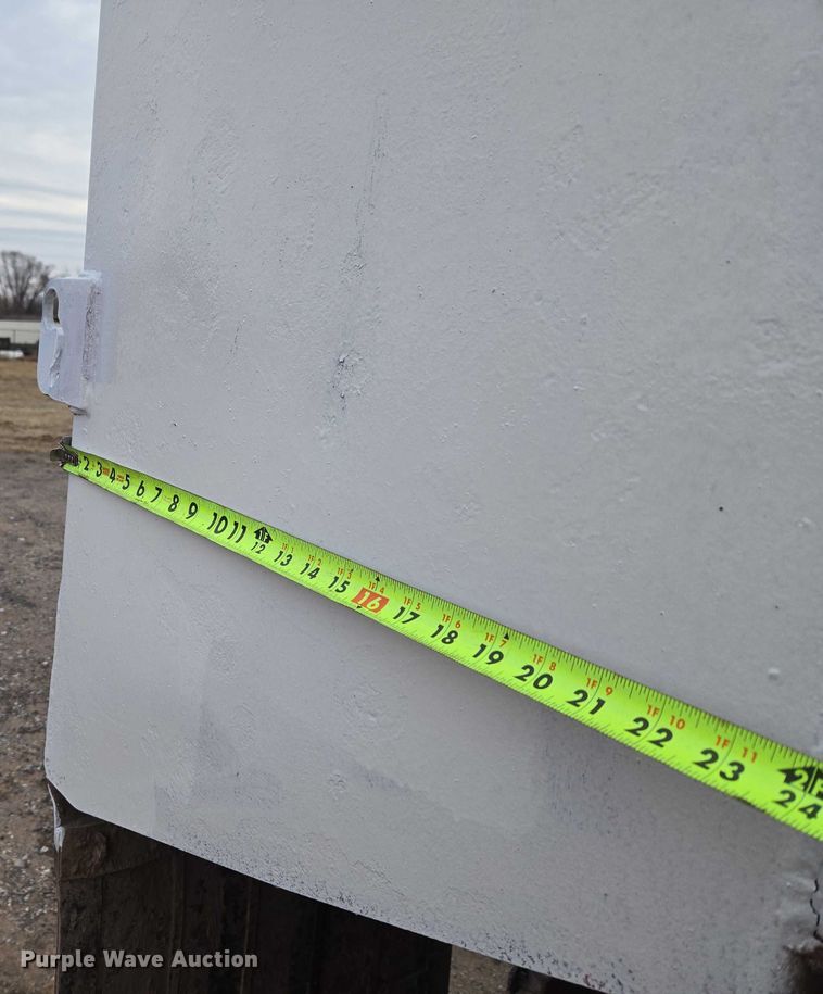 image for item ET5356 2008 International SF625 dump truck