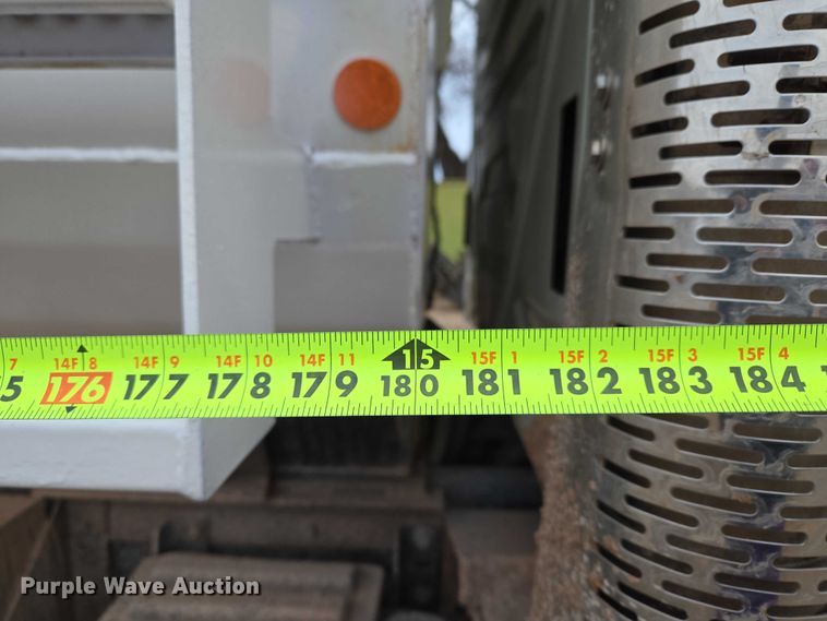 image for item ET5356 2008 International SF625 dump truck