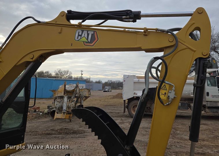 image for item ET5357 2014 Caterpillar 305.5E mini excavator