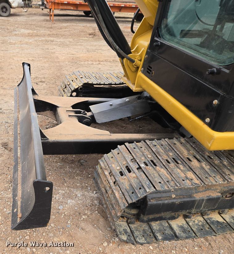 image for item ET5357 2014 Caterpillar 305.5E mini excavator