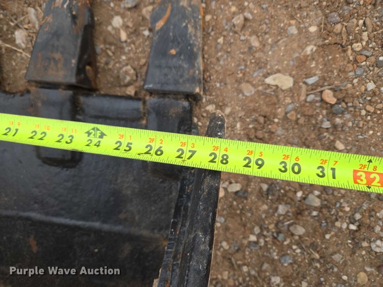 image for item ET5357 2014 Caterpillar 305.5E mini excavator