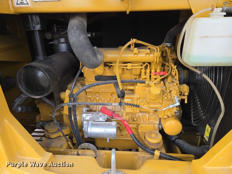 image for item ET5357 2014 Caterpillar 305.5E mini excavator