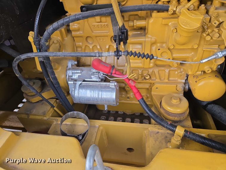 image for item ET5357 2014 Caterpillar 305.5E mini excavator