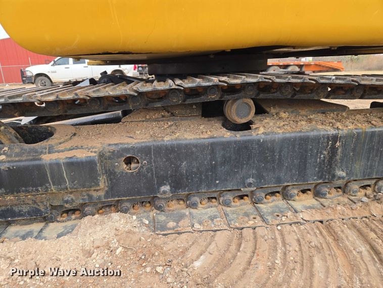 image for item ET5357 2014 Caterpillar 305.5E mini excavator