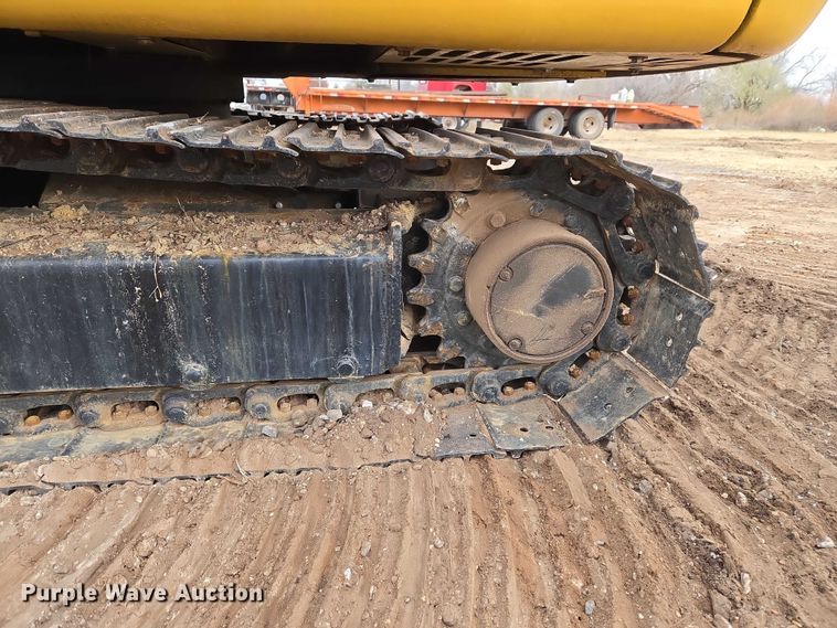 image for item ET5357 2014 Caterpillar 305.5E mini excavator