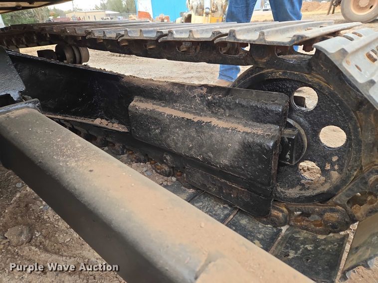 image for item ET5357 2014 Caterpillar 305.5E mini excavator