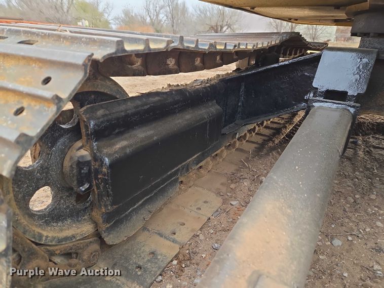 image for item ET5357 2014 Caterpillar 305.5E mini excavator