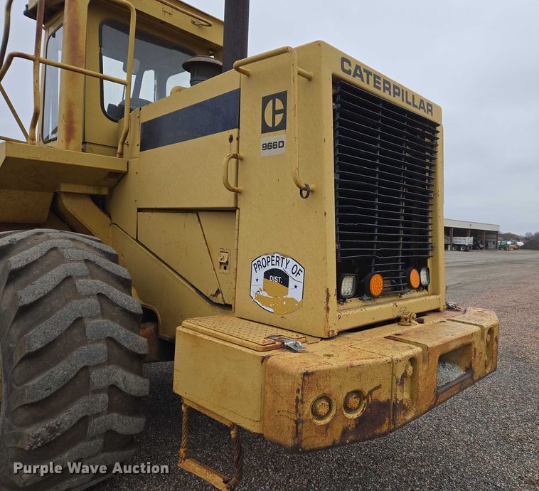 image for item ET5364 1982 Caterpillar 966D wheel loader