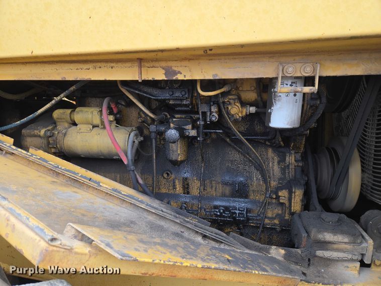 image for item ET5364 1982 Caterpillar 966D wheel loader