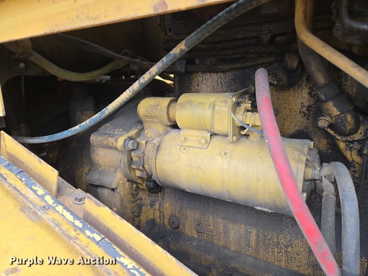 image for item ET5364 1982 Caterpillar 966D wheel loader