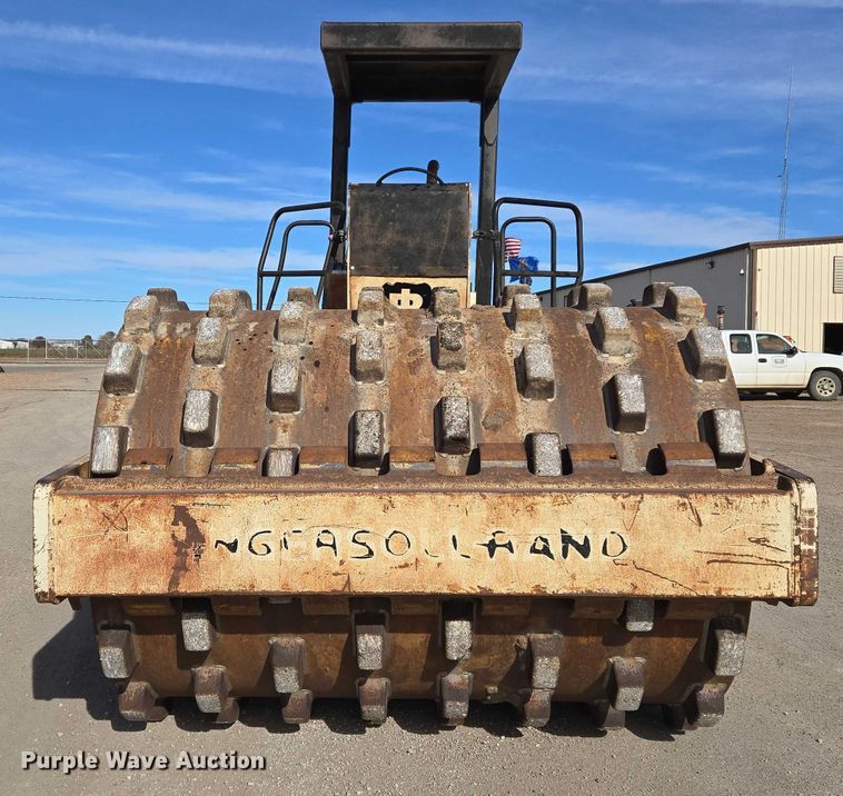 image for item ET5366 1987 Ingersoll Rand SD-100F single drum vibratory roller