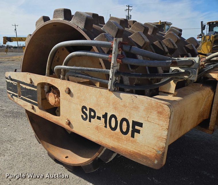 image for item ET5366 1987 Ingersoll Rand SD-100F single drum vibratory roller