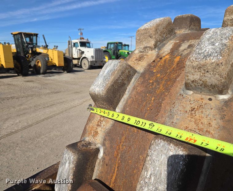 image for item ET5366 1987 Ingersoll Rand SD-100F single drum vibratory roller