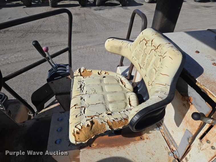 image for item ET5366 1987 Ingersoll Rand SD-100F single drum vibratory roller