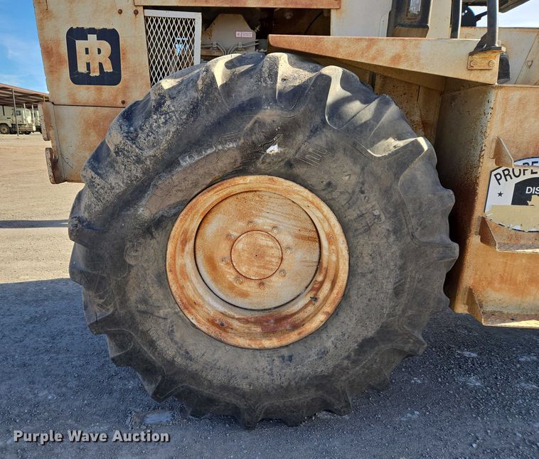 image for item ET5366 1987 Ingersoll Rand SD-100F single drum vibratory roller