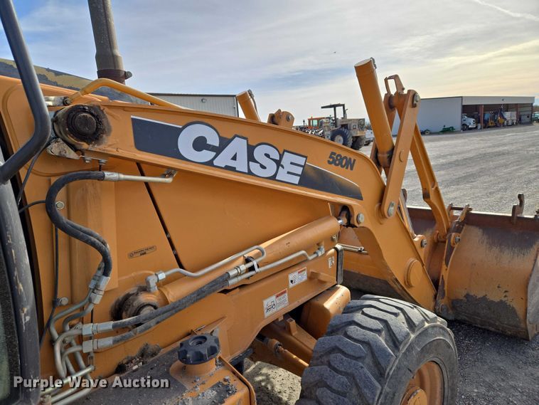 image for item ET5367 2011 Case 580N backhoe