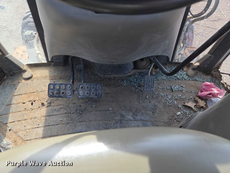 image for item ET5367 2011 Case 580N backhoe