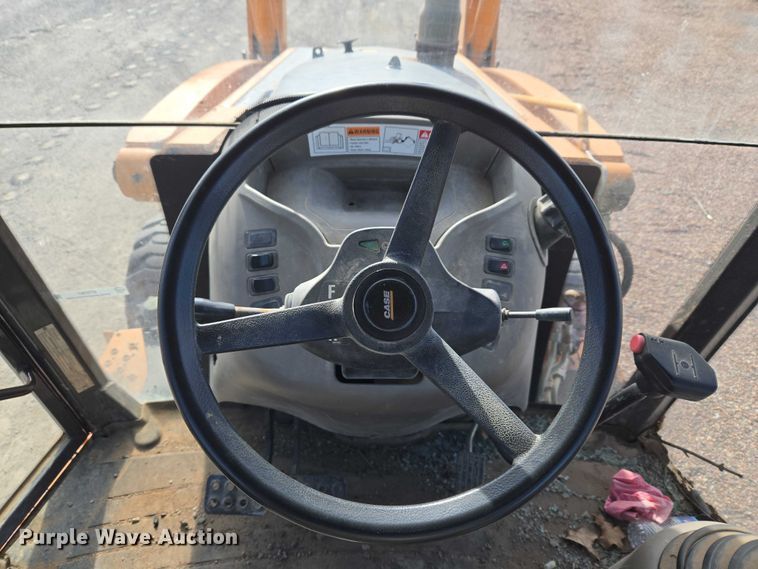 image for item ET5367 2011 Case 580N backhoe