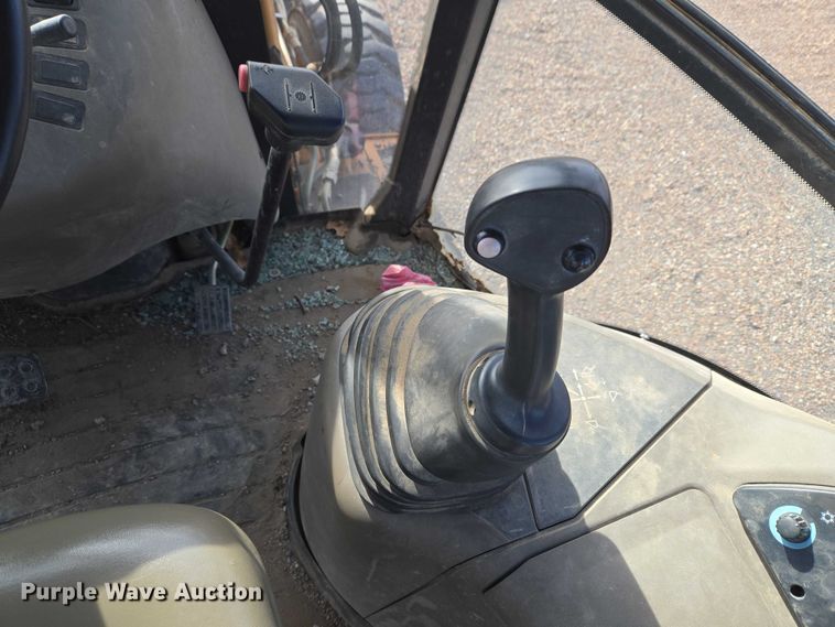 image for item ET5367 2011 Case 580N backhoe