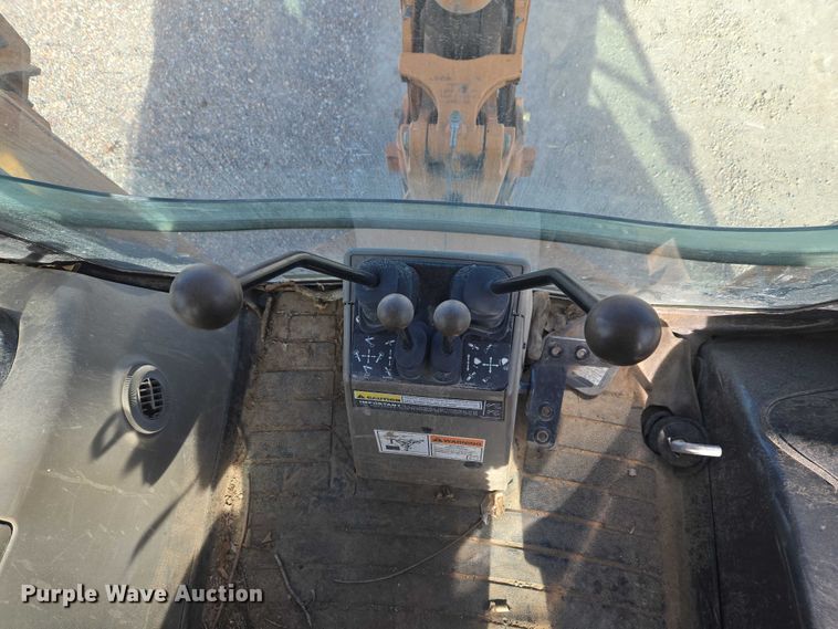 image for item ET5367 2011 Case 580N backhoe