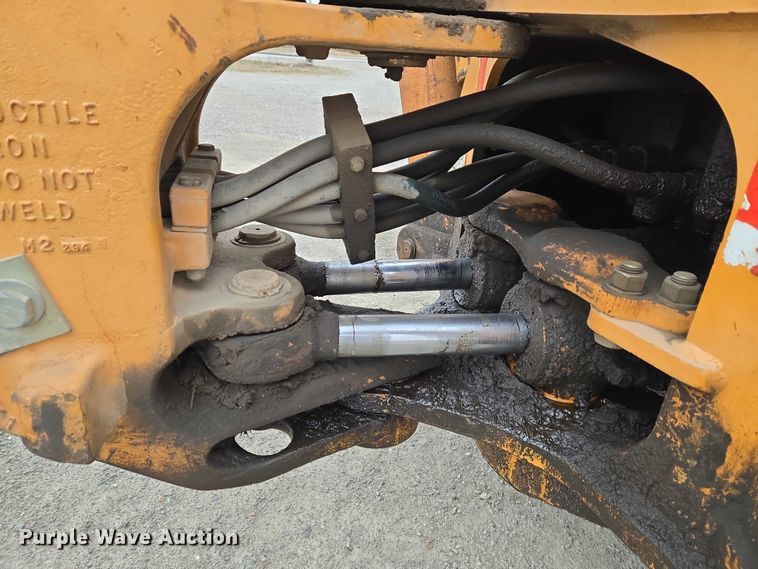 image for item ET5368 2002 Case 580 Super M backhoe