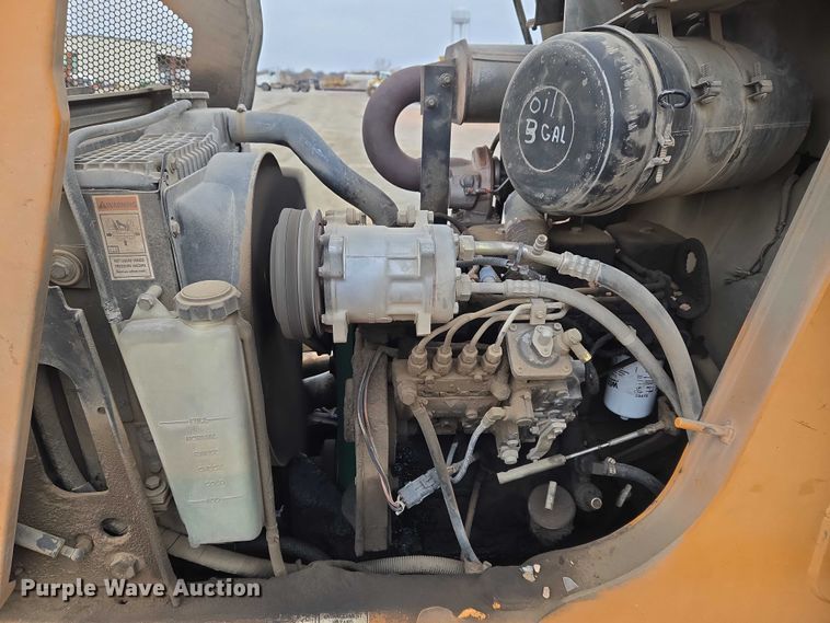 image for item ET5368 2002 Case 580 Super M backhoe