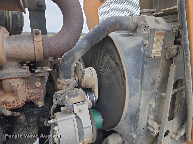 image for item ET5368 2002 Case 580 Super M backhoe