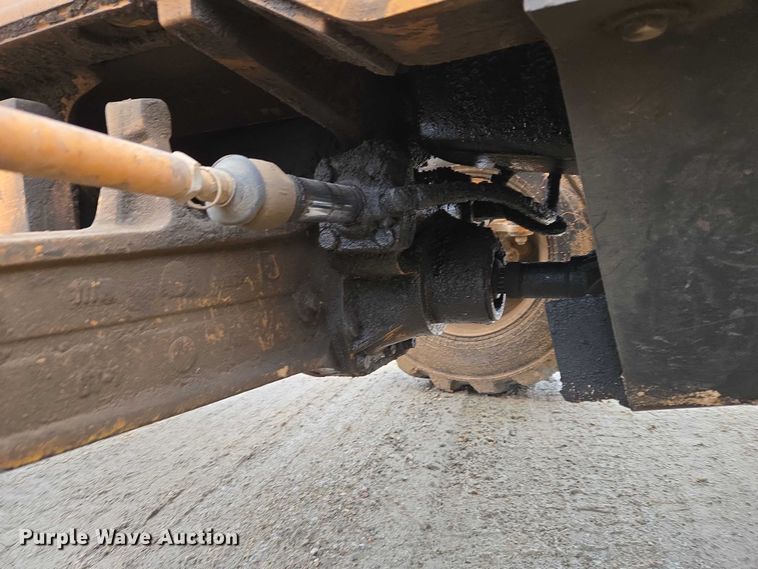 image for item ET5368 2002 Case 580 Super M backhoe