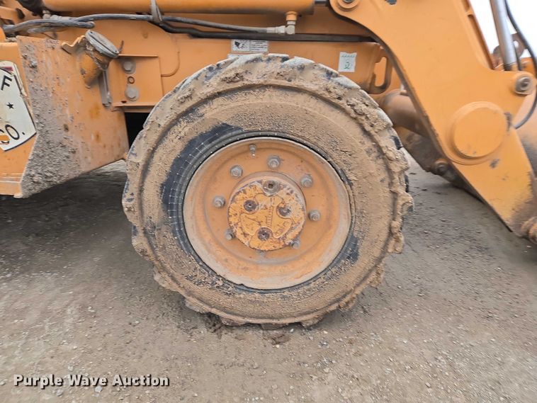 image for item ET5368 2002 Case 580 Super M backhoe