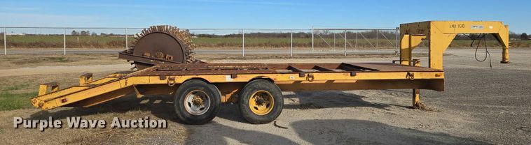 image for item ET5370 1986 Carrier King 2.206 equipment trailer