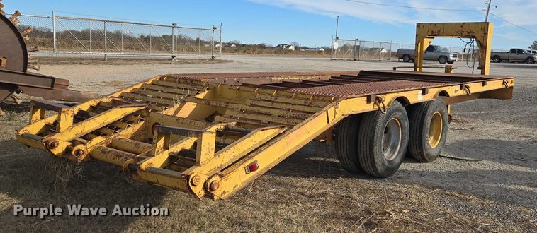 image for item ET5370 1986 Carrier King 2.206 equipment trailer