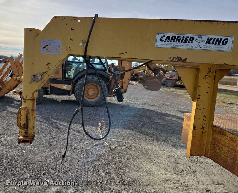 image for item ET5370 1986 Carrier King 2.206 equipment trailer