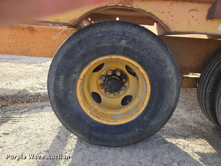 image for item ET5370 1986 Carrier King 2.206 equipment trailer