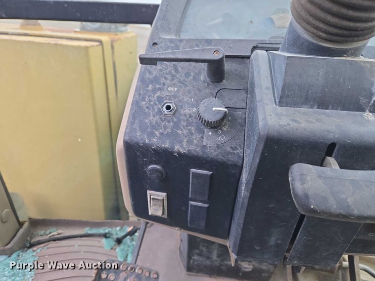 image for item ET5371 John Deere tractor