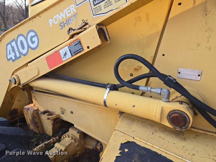 image for item ET5373 2002 John Deere 410G backhoe