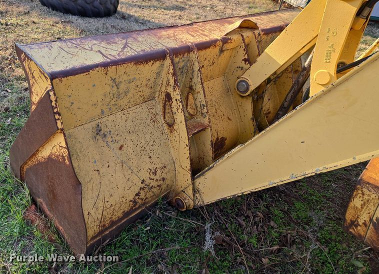 image for item ET5373 2002 John Deere 410G backhoe