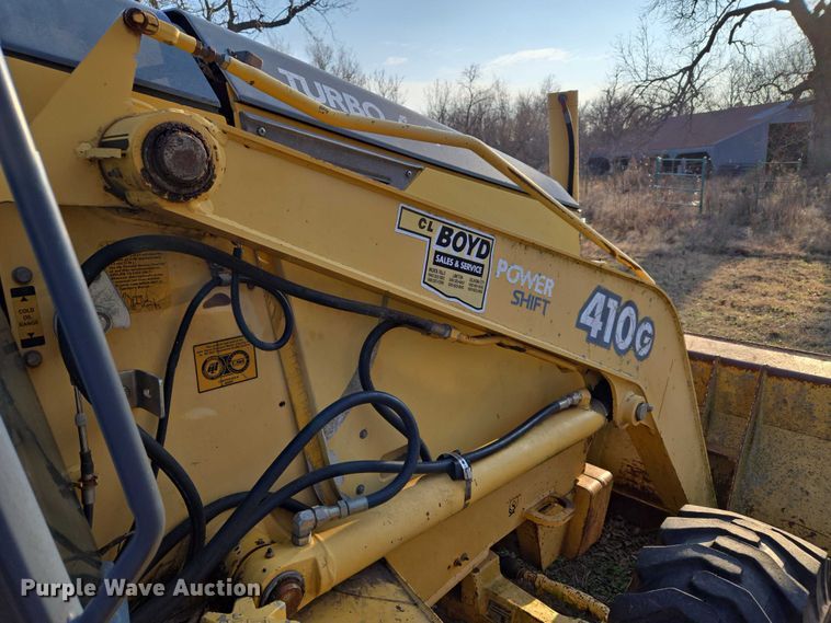 image for item ET5373 2002 John Deere 410G backhoe