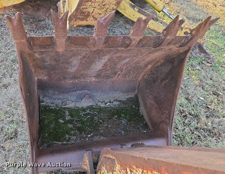 image for item ET5373 2002 John Deere 410G backhoe