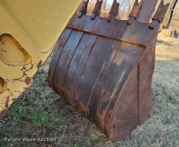 image for item ET5373 2002 John Deere 410G backhoe