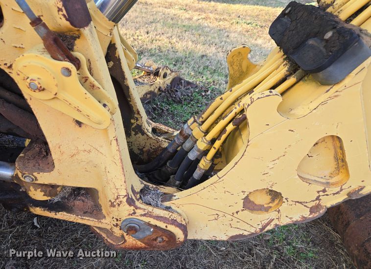 image for item ET5373 2002 John Deere 410G backhoe