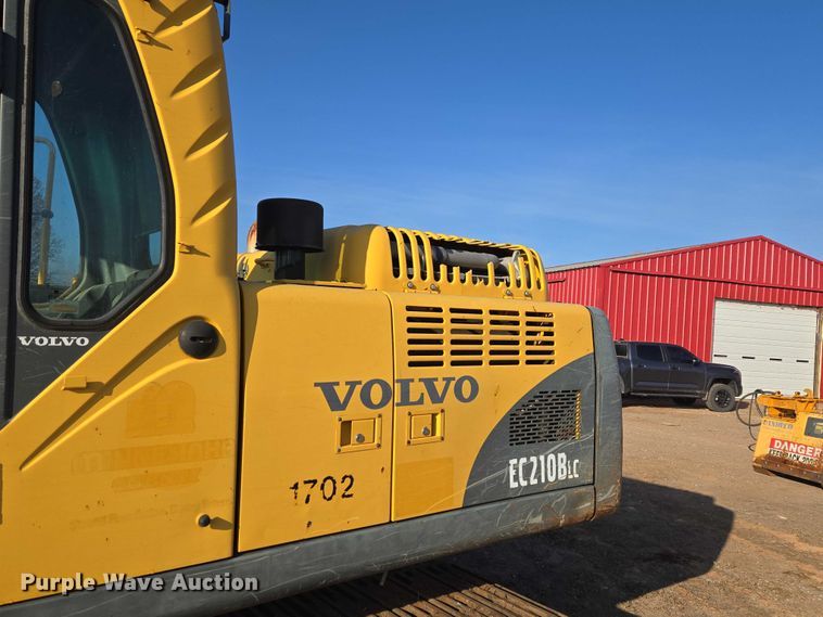 image for item ET5375 2005 Volvo EC210B LC excavator