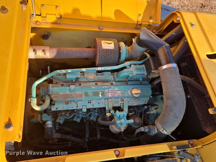 image for item ET5375 2005 Volvo EC210B LC excavator